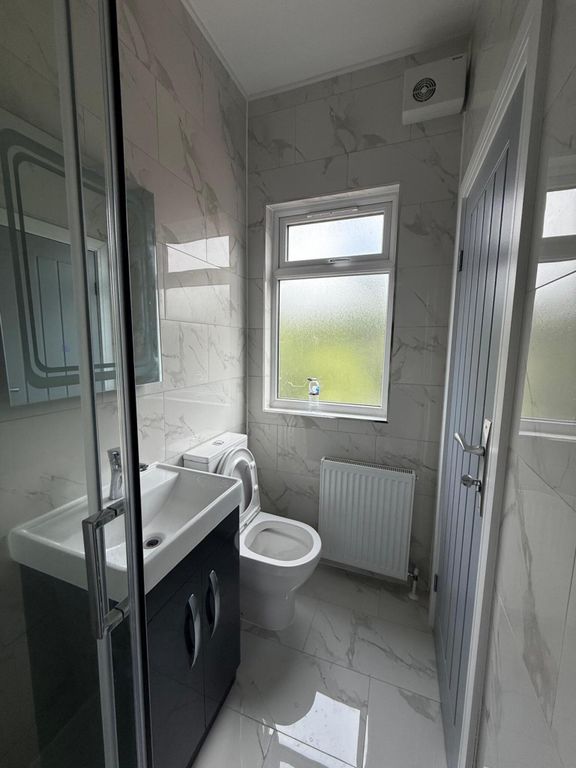 Property photo 3 of 3