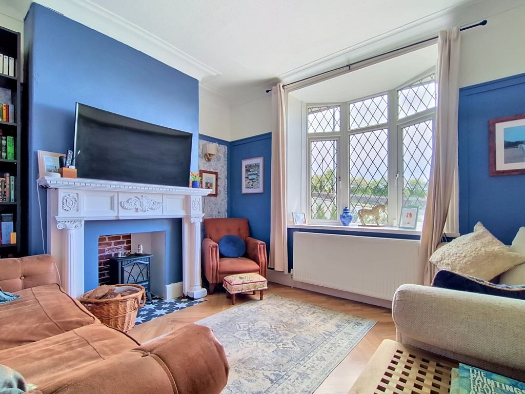 Property photo 3 of 22 19-Cliffe-Lane_00005