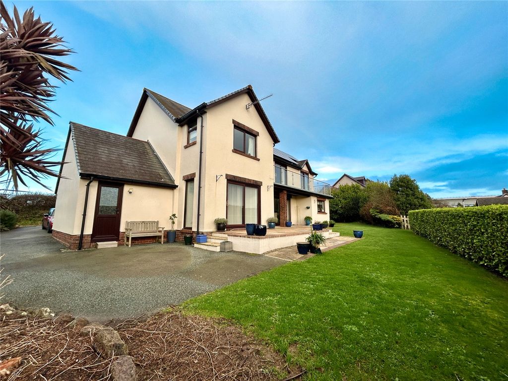 Property photo 2 of 23 Picture No. 06