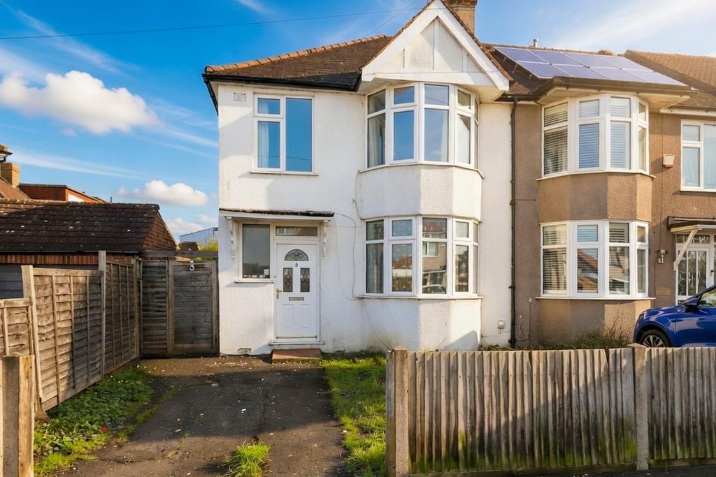 Property photo 1 of 12 Front