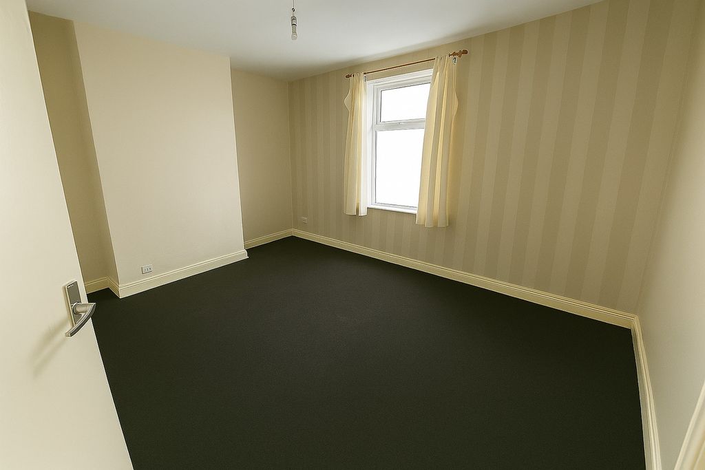 Property photo 3 of 7 Image