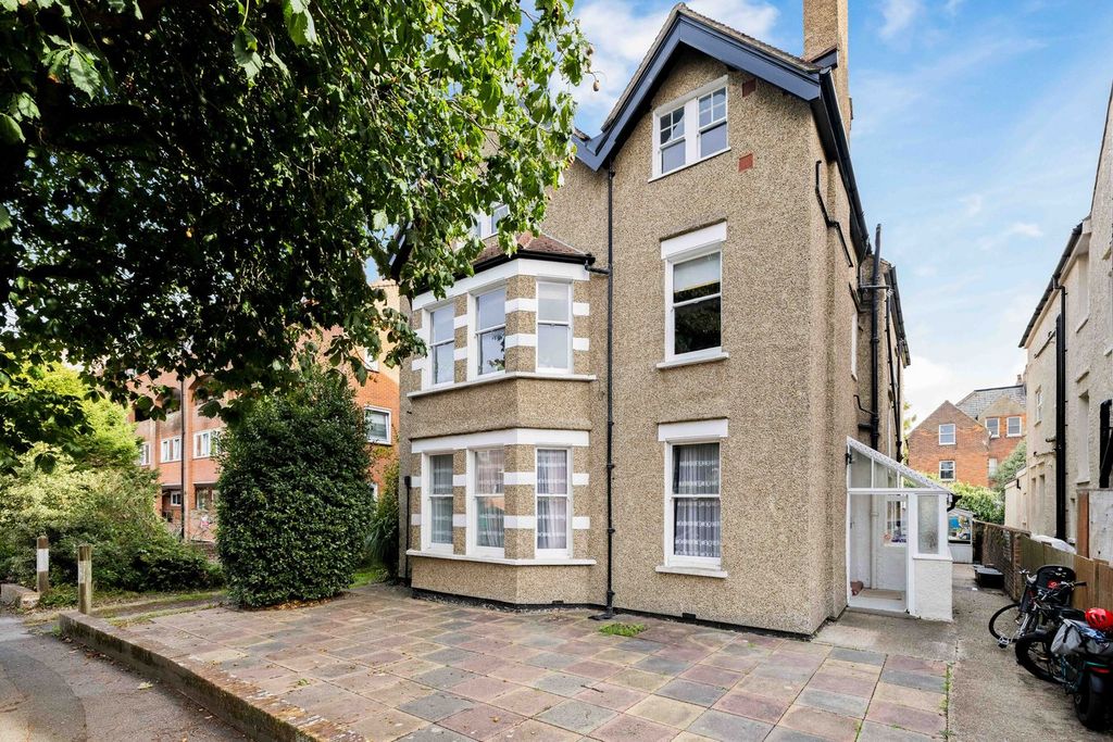 Property photo 1 of 19