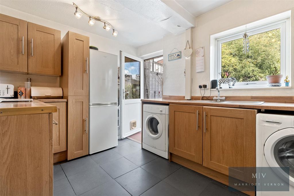 Property photo 2 of 14 Old Palace Road 10 MV-6.Jpg