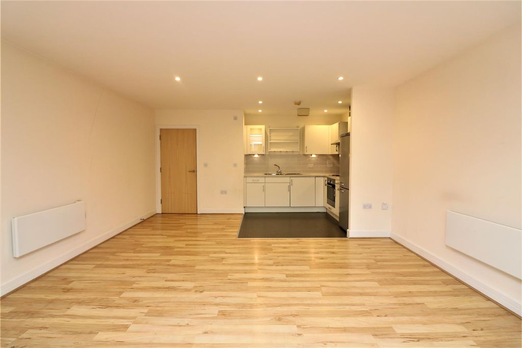 Property photo 1 of 10 Rosse Gardens.Jpg