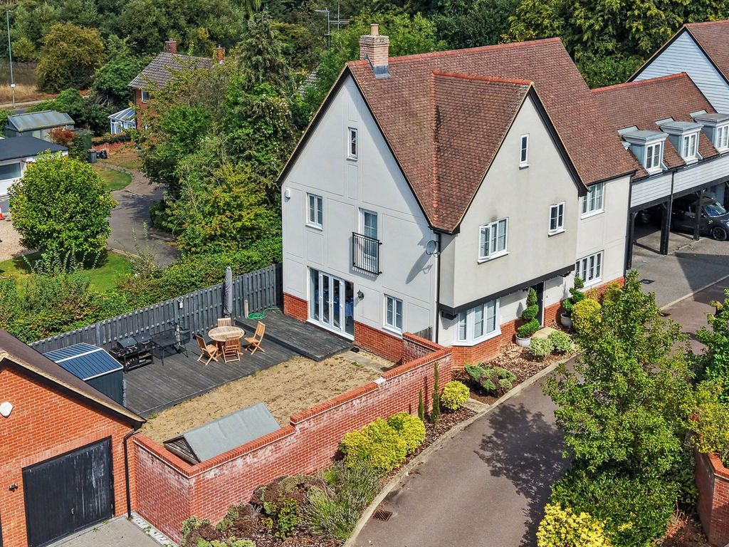 Property photo 1 of 34