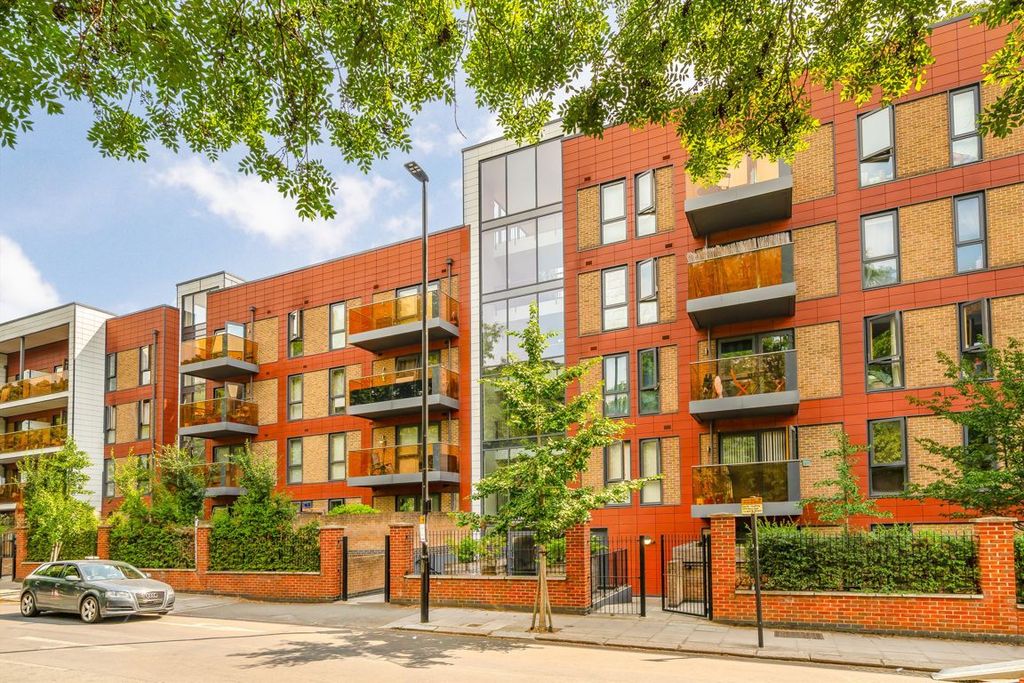 Property photo 1 of 7