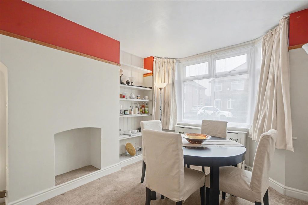 Property photo 3 of 26 Dining Room_1.Jpeg