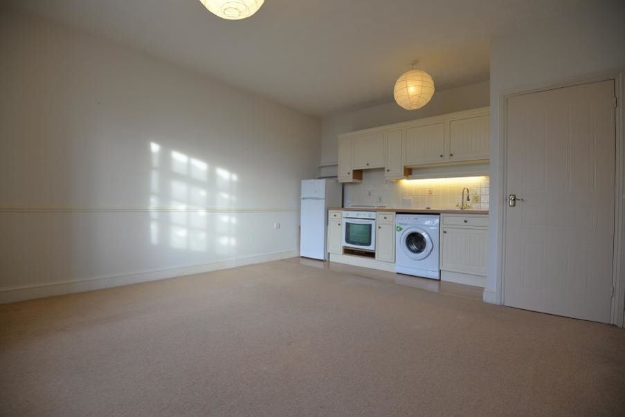 Property photo 2 of 8 4