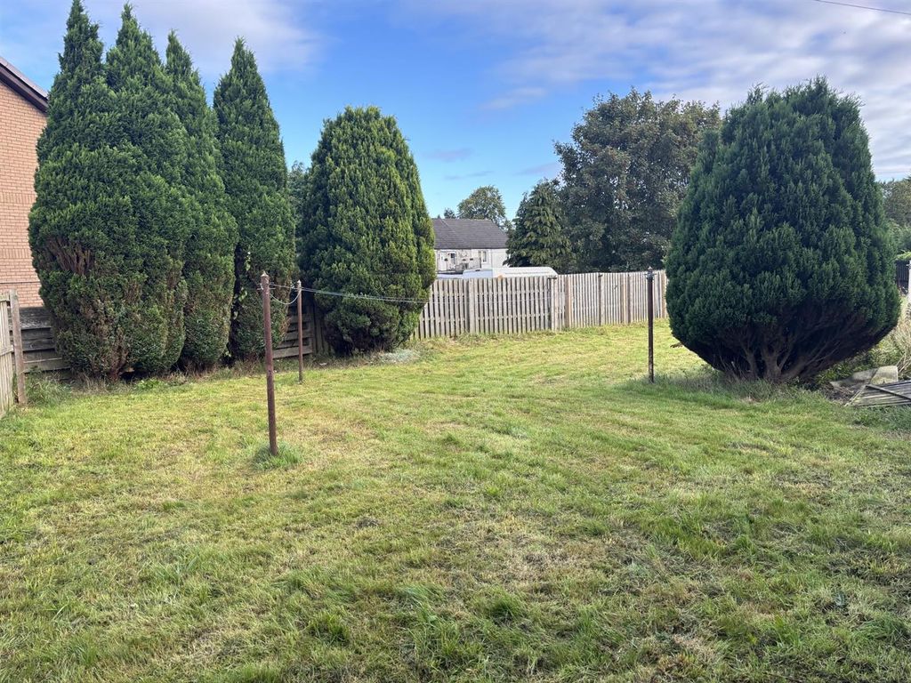 Property photo 2 of 9 2O.Jpg