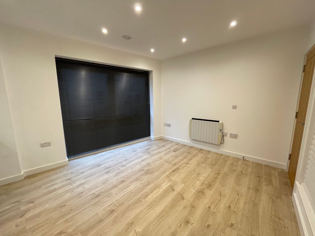 Property photo 3 of 5 Image