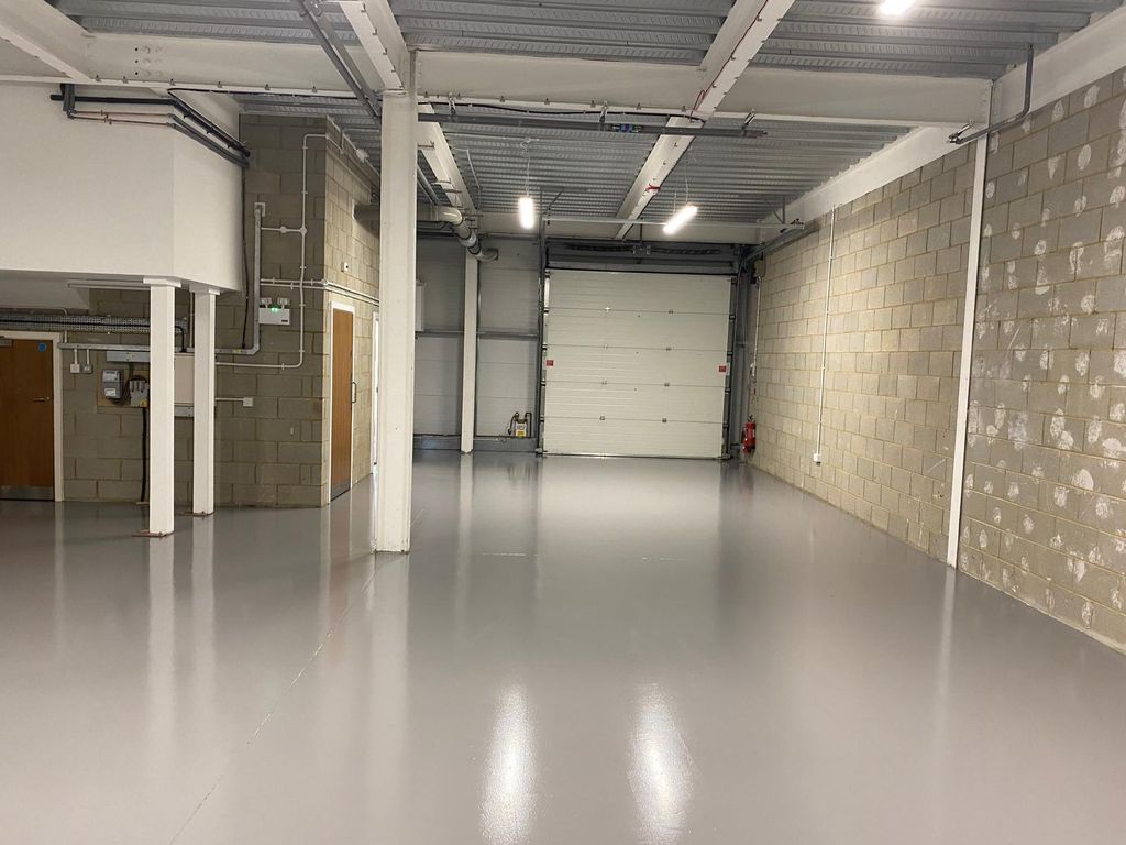 Property photo 3 of 7