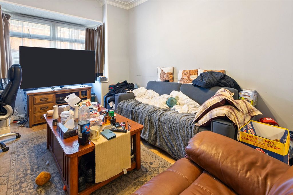 Property photo 2 of 17 Picture No. 18