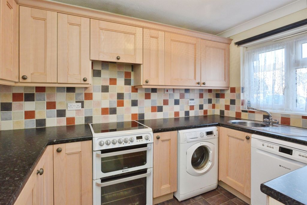 Property photo 3 of 19