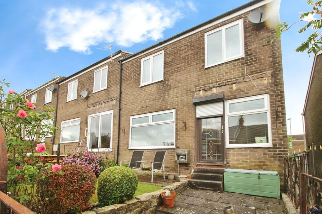 Property photo 1 of 17 External