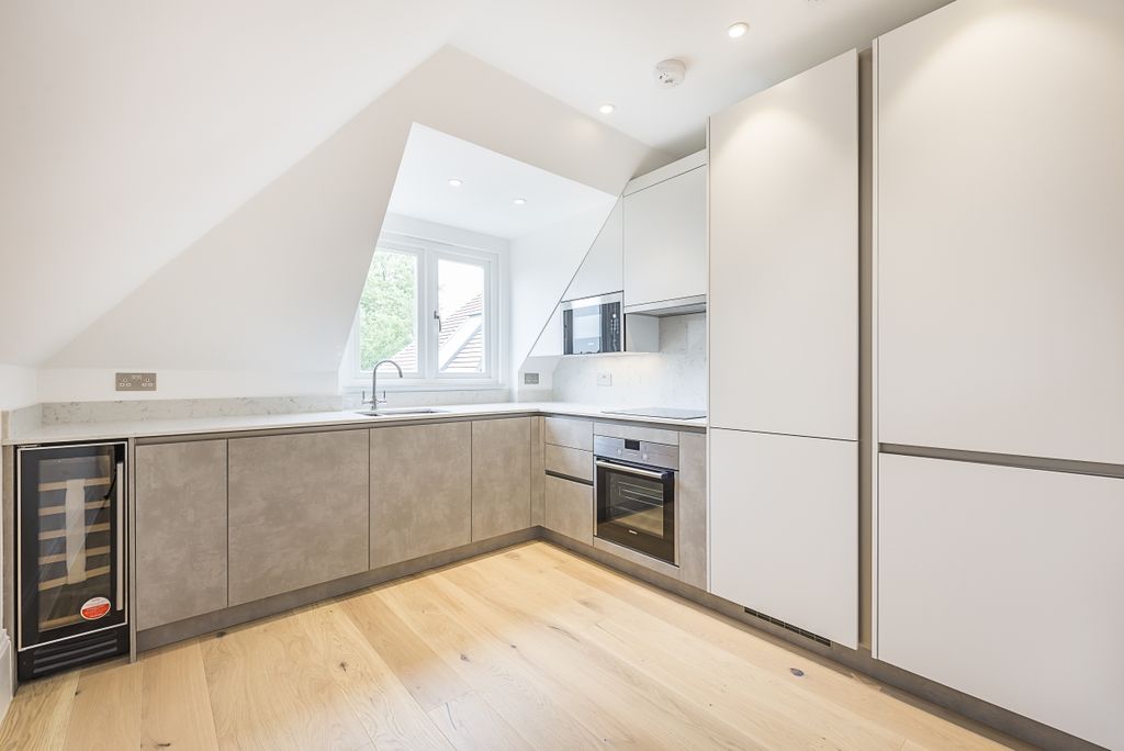 Property photo 2 of 12 Kitchen