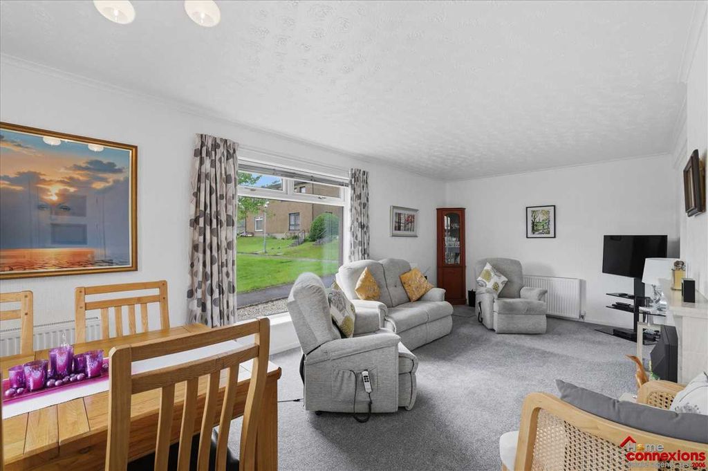 Property photo 2 of 26