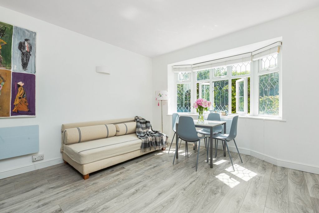 Property photo 1 of 14 Kfh-9_Marlborough_Co