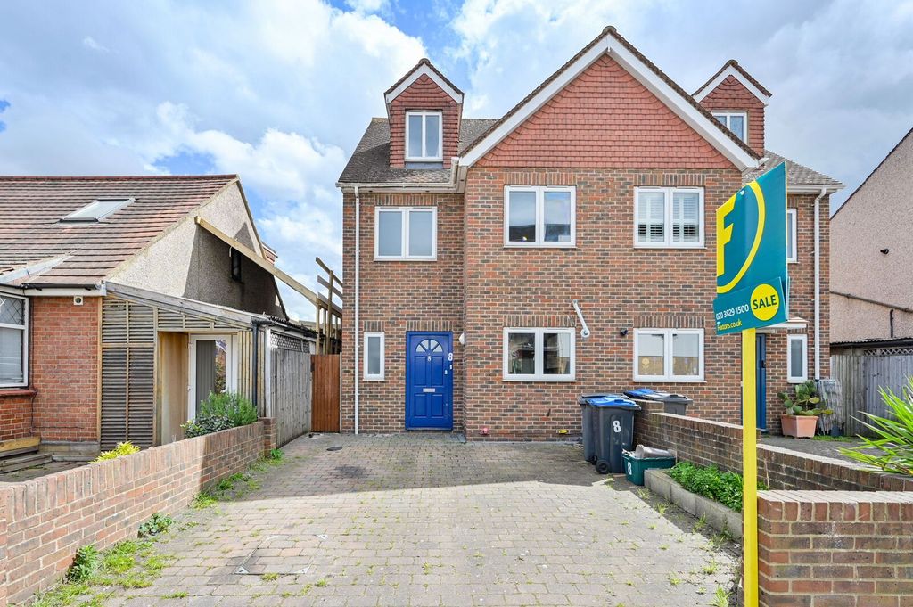 Property photo 1 of 9