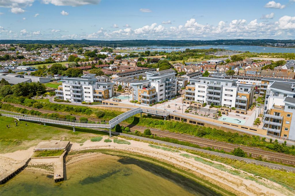 Property photo 1 of 18 Harbourreach-1Print.Jpg