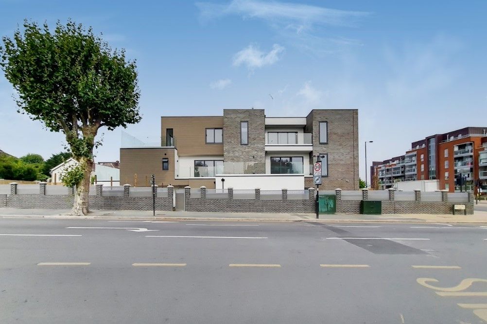 Property photo 1 of 7