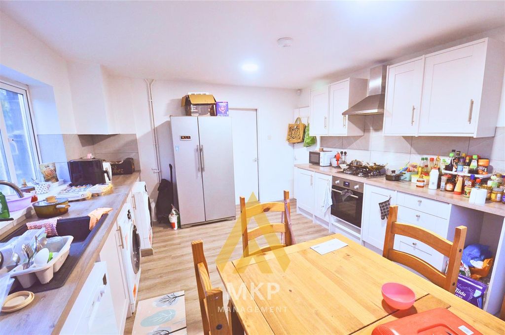 Property photo 3 of 14 5.Png