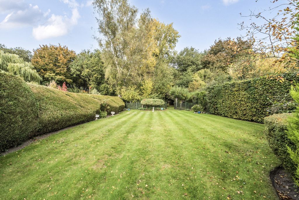 Property photo 2 of 22 1365554-8-68E67d5...