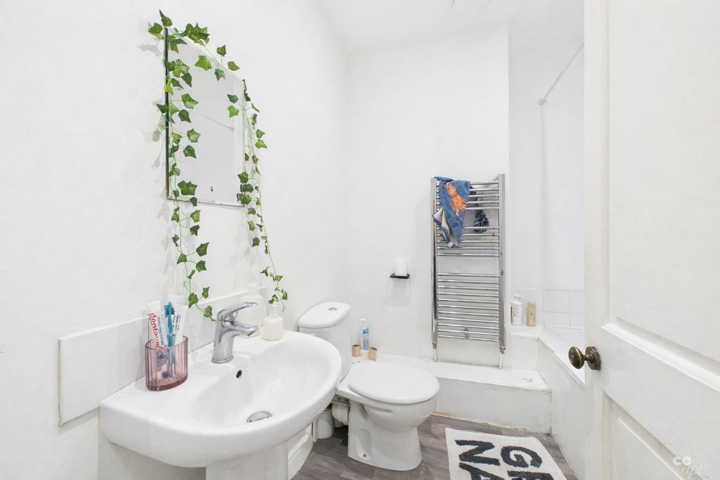 Additional image 9 of 8 bed shared accommodation to rentRiley Road, Brighton BN2