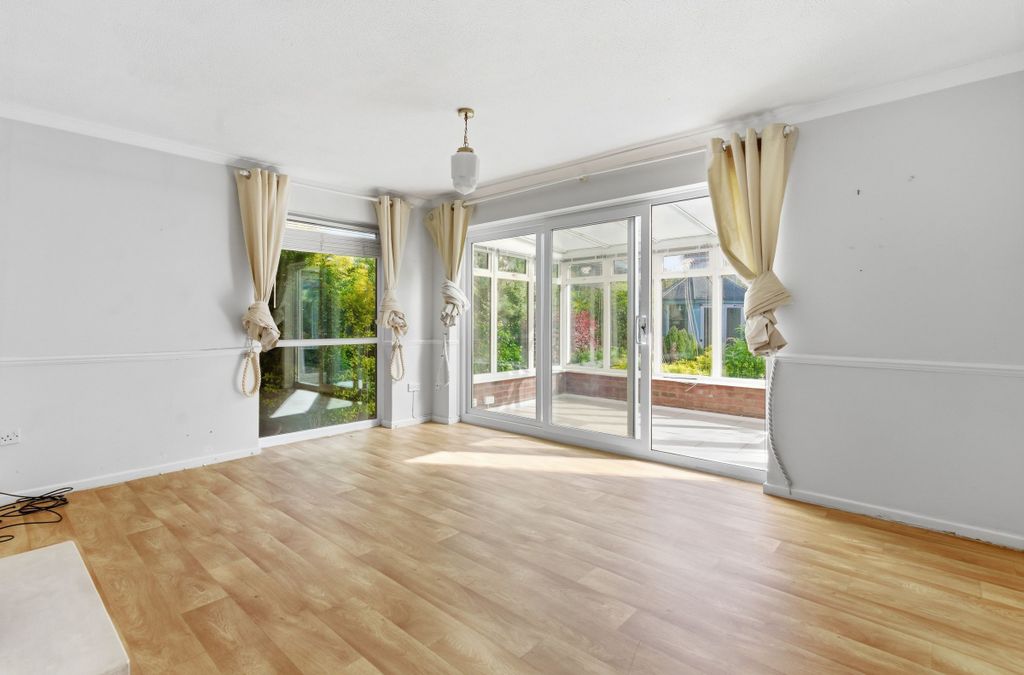 Additional image 7 of 4 bed detached house to rentBalmoral Way, Weston-Super-Mare BS22