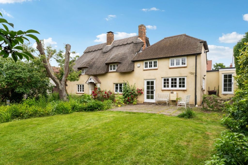 Property photo 1 of 19