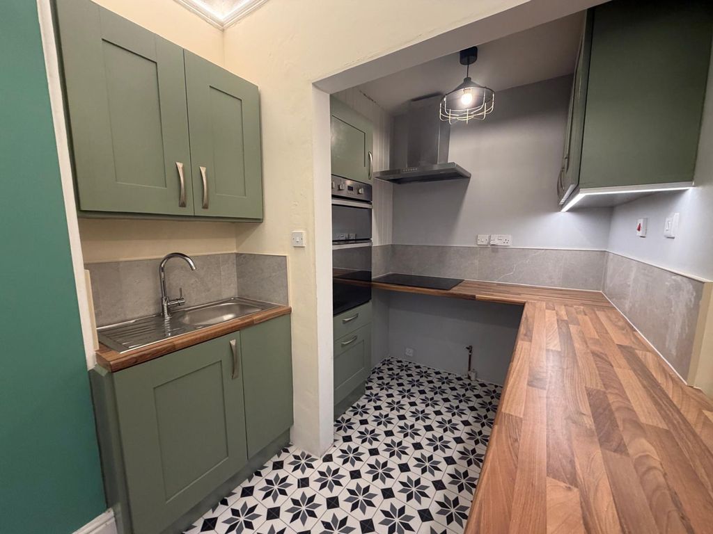 Property photo 2 of 10 Img_0315