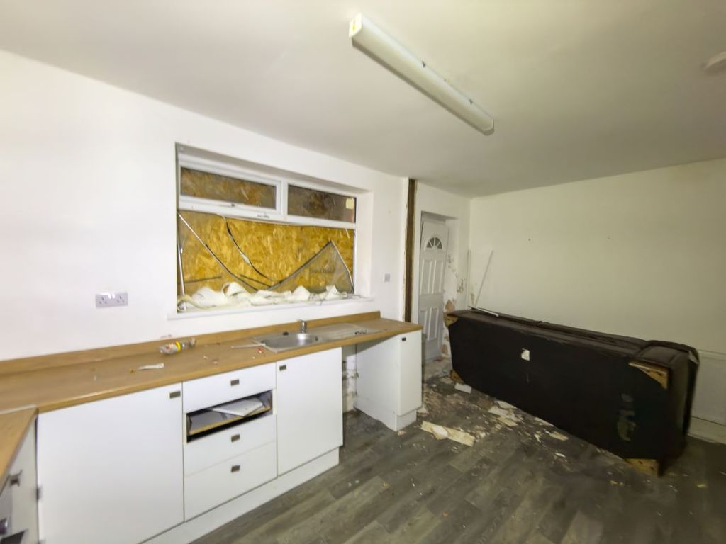 Property photo 3 of 10 Image 3