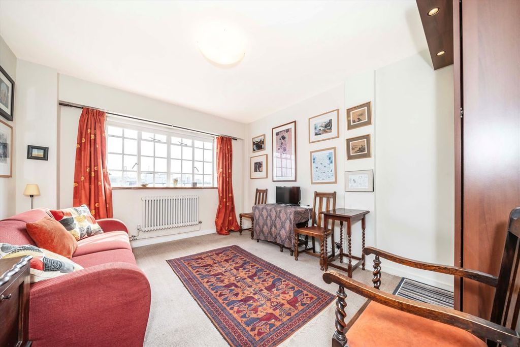 Property photo 2 of 4