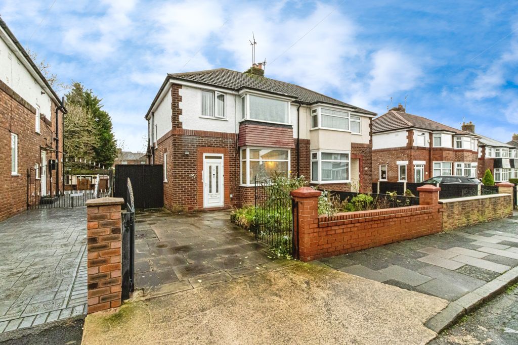 Property photo 1 of 15