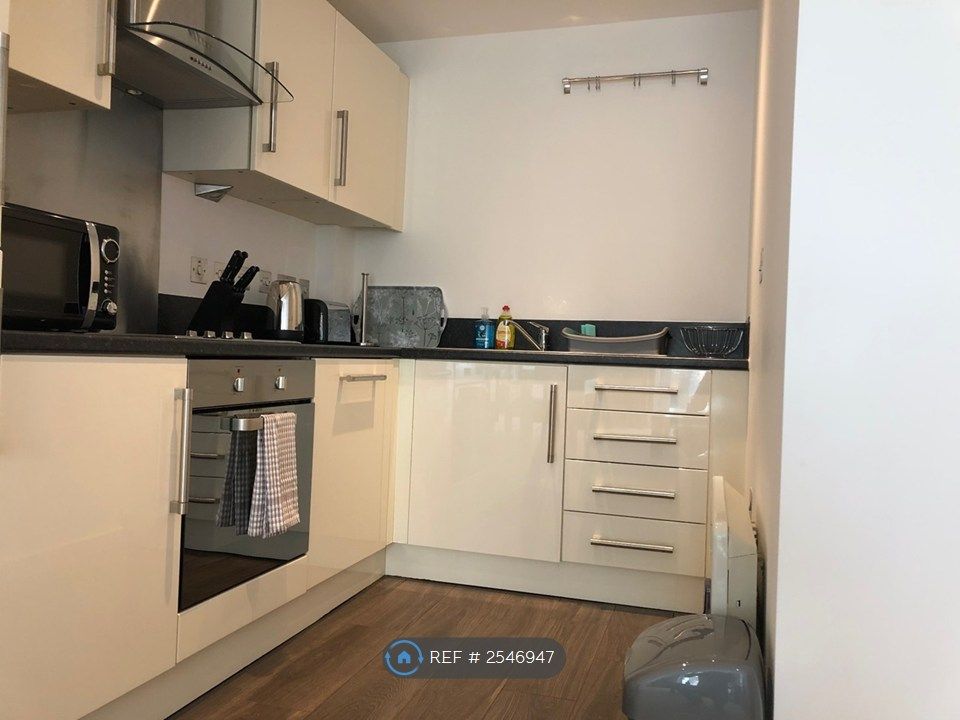 Property photo 3 of 6