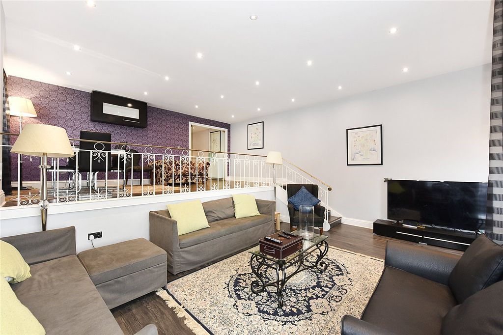 Property photo 1 of 14 Picture No. 08