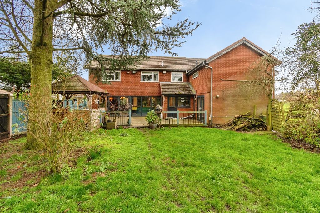 Property photo 2 of 20 Pbox-Img.Jpg