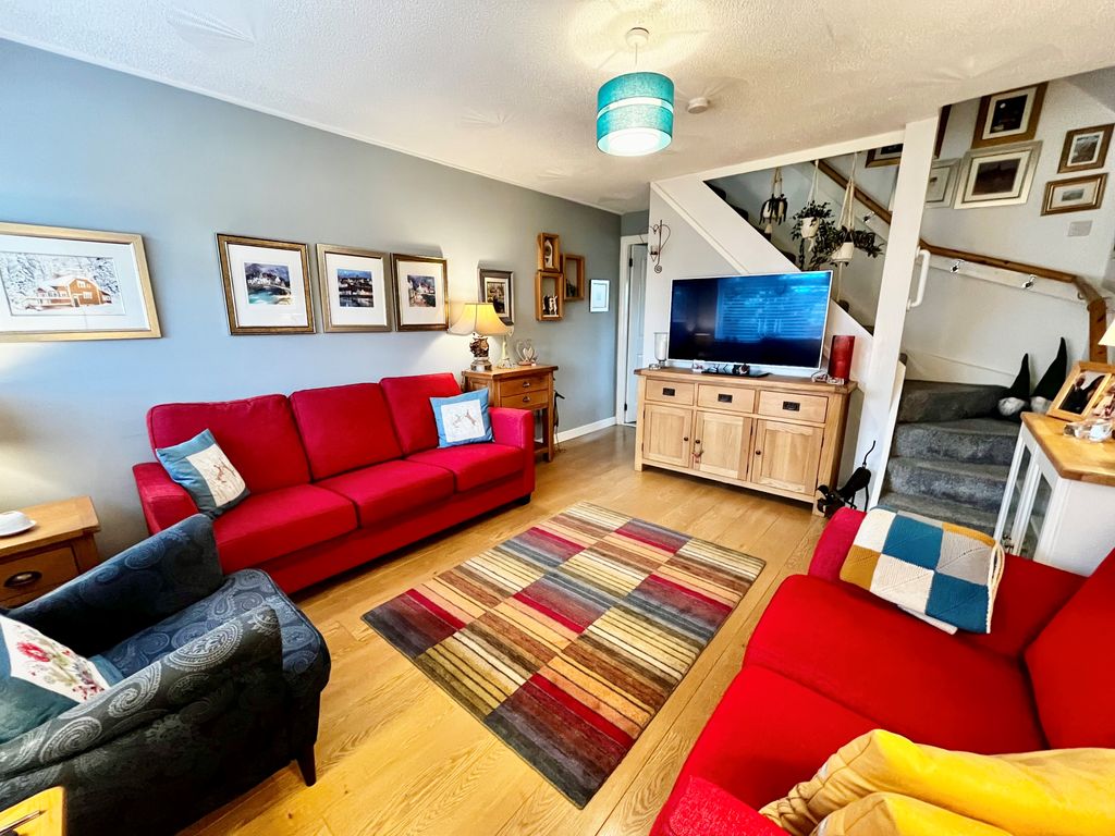 Property photo 3 of 20