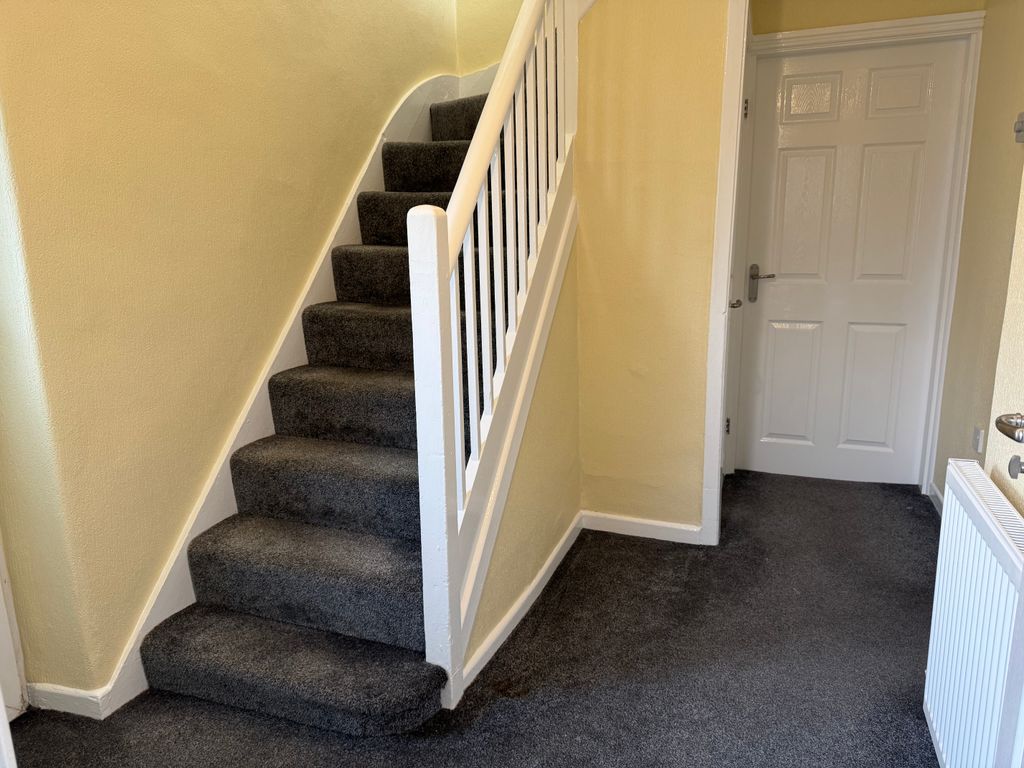 Property photo 2 of 14 Image