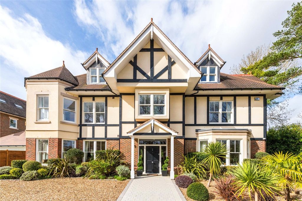 Property photo 1 of 35 Ellangowan