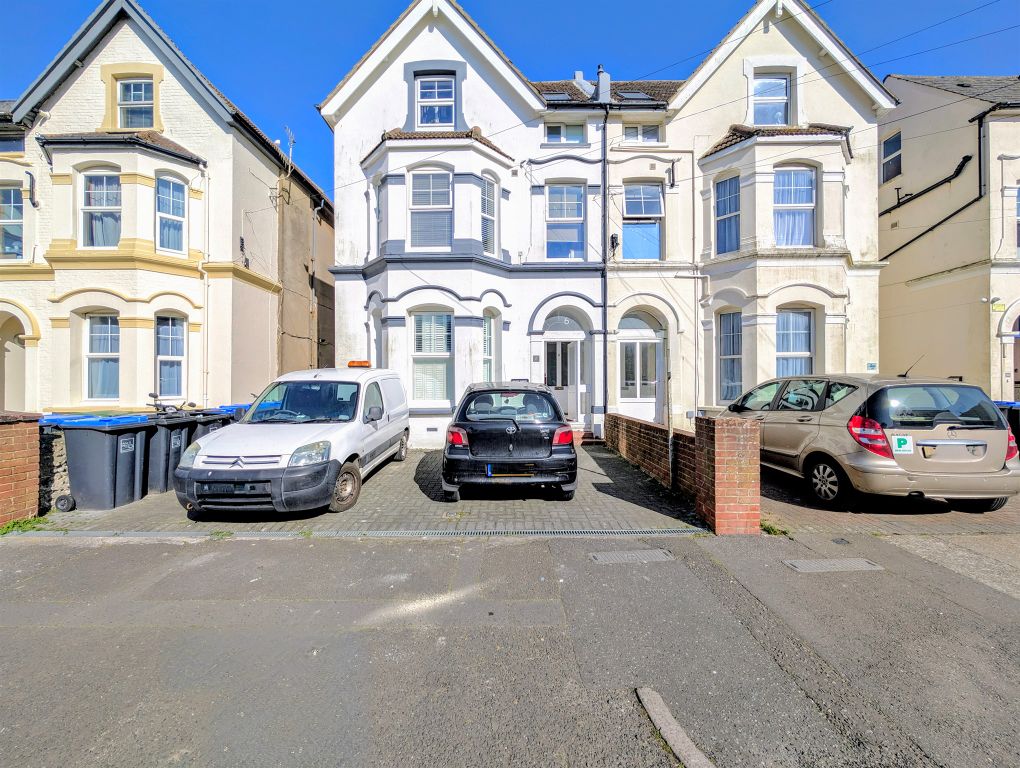 Property photo 1 of 7