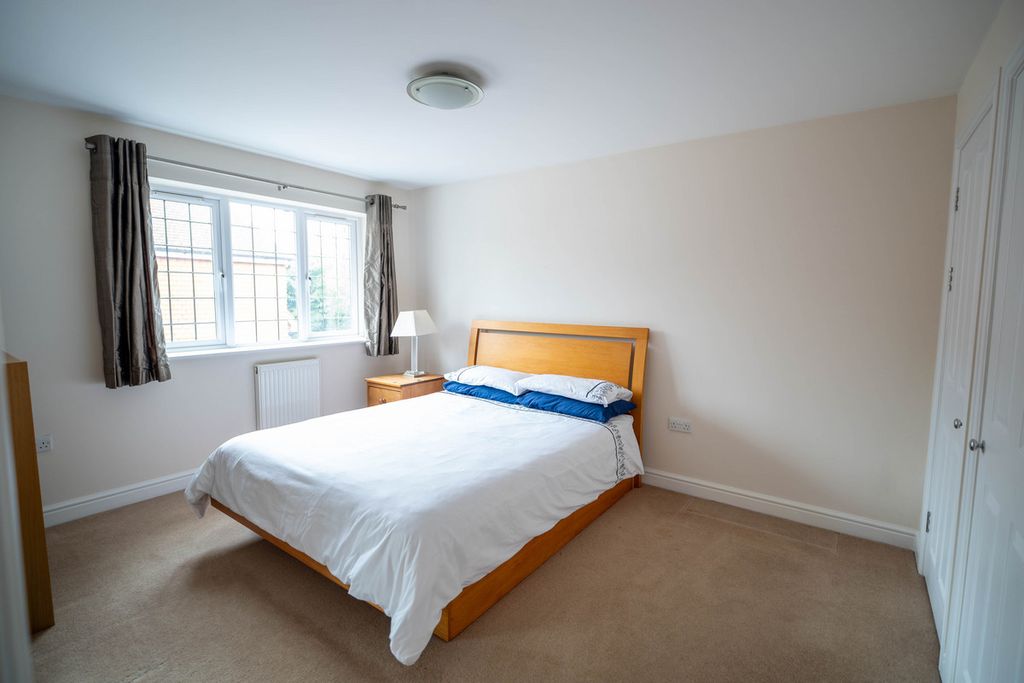 Additional image 15 of 5 bed detached house for saleThree Bridges Road, Crawley RH10