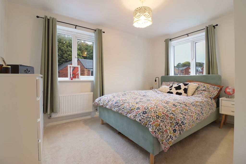 Property photo 3 of 20