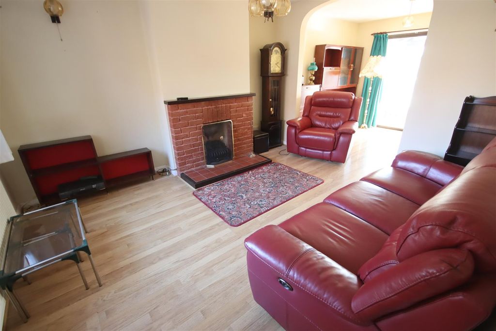 Property photo 2 of 15 Img_9177.Jpg