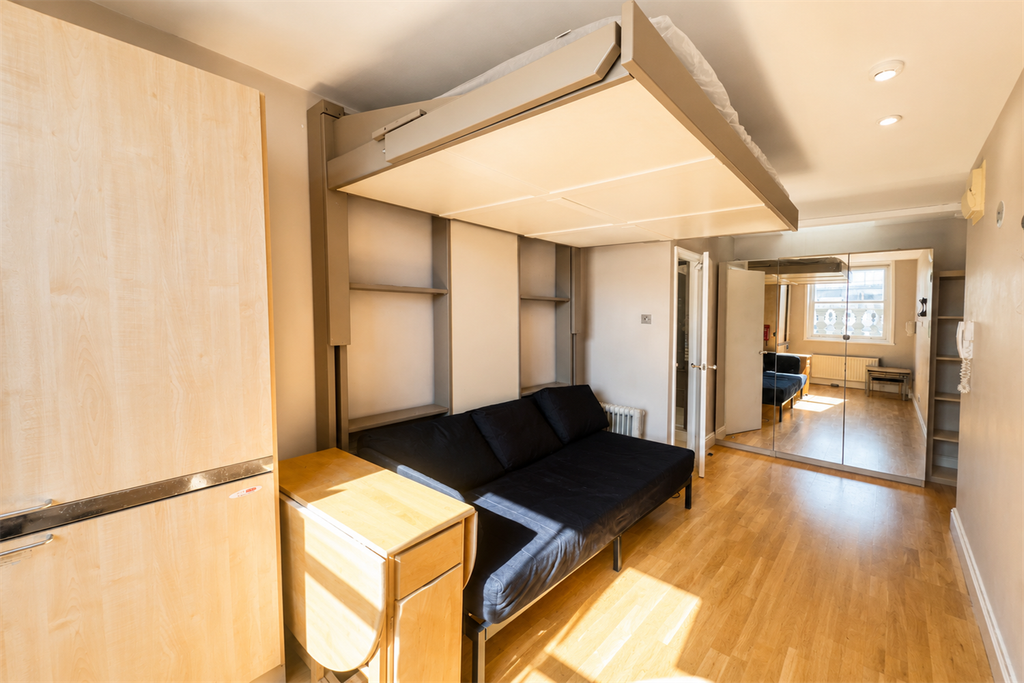 Property photo 1 of 11 (Main)