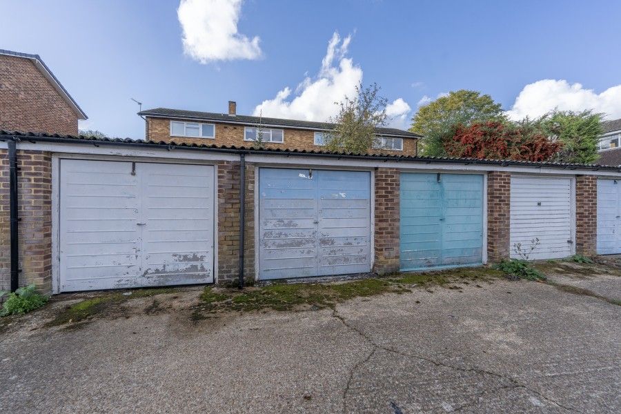Property photo 1 of 3