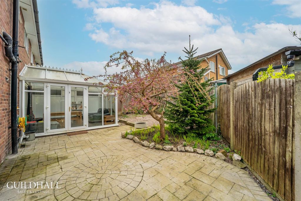 Property photo 3 of 21 Untitled-28.Jpg