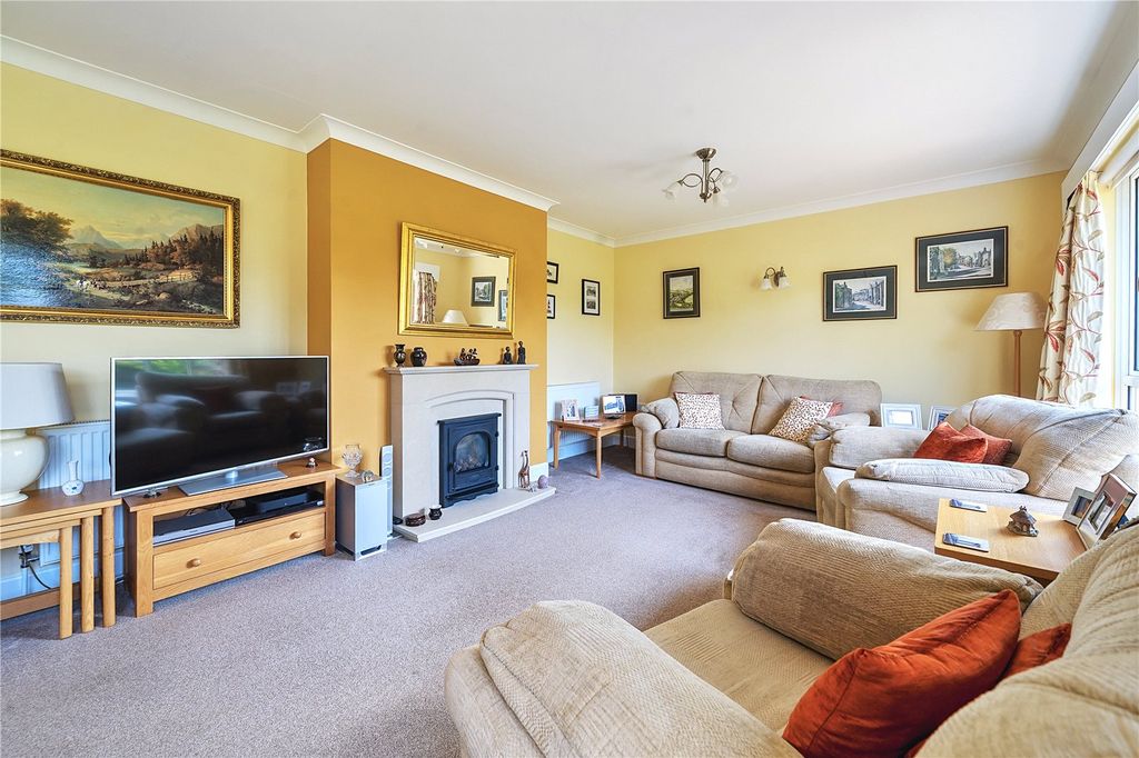 Property photo 2 of 16 Picture No. 02