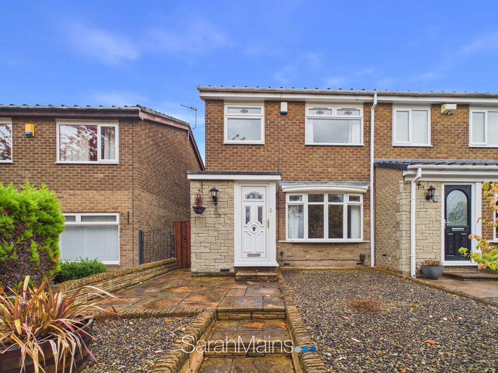Property photo 1 of 12 External