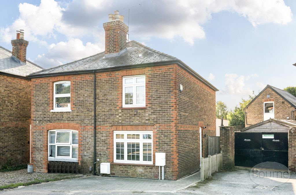 Property photo 1 of 12 Cb2F9677-d53A-491...