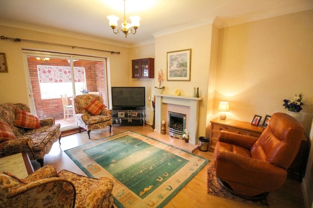 Property photo 3 of 18